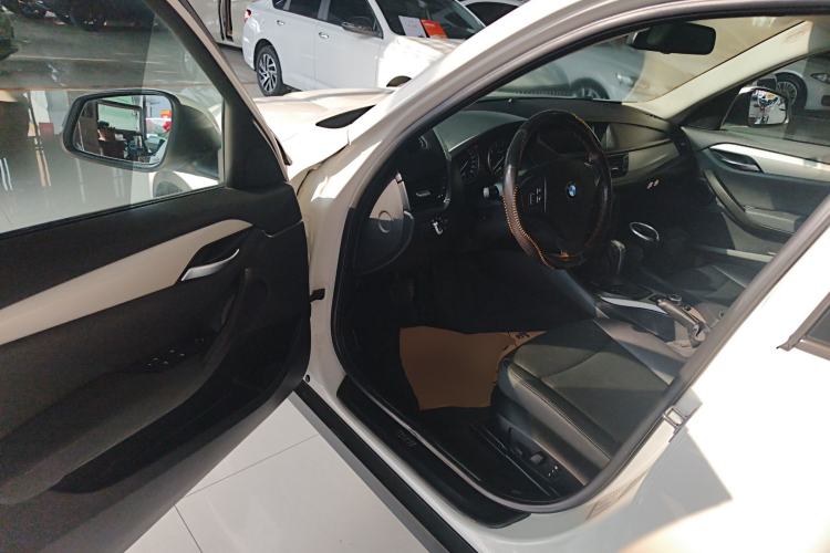 Used BMW X1 2012 sDrive18i Luxury Edition