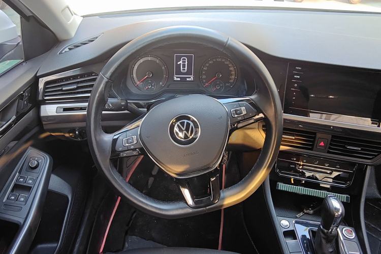 Used Volkswagen Bora 2021 280TSI DSG Elite Smart Connectivity Version Steering Wheel