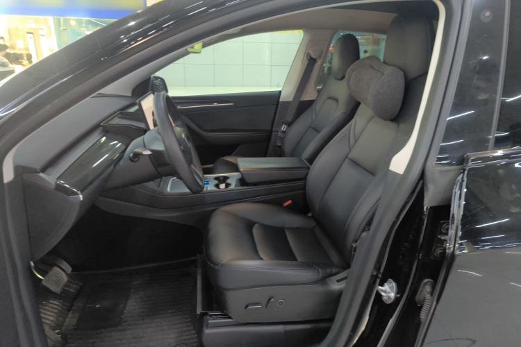 Used Tesla Model Y 2022 Rear-Wheel-Drive Version