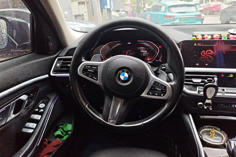 Used BMW 3 Series 2020 325i M Sport Night Edition package Steering Wheel