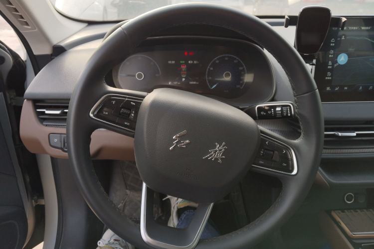 Used Hongqi E-QM5 2022 431 km Charge & Enjoy Edition
