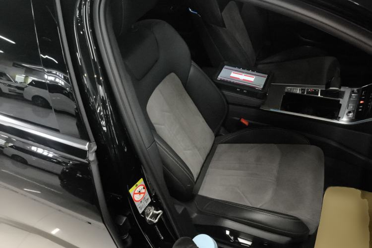 Used Audi A6L 2024 45 TFSI Prestige Dynamic Edition
