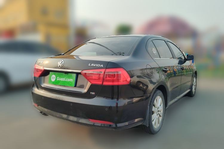 Used Volkswagen Lavida 2013 Revised Version 1.4 TSI DSG Comfort Edition
