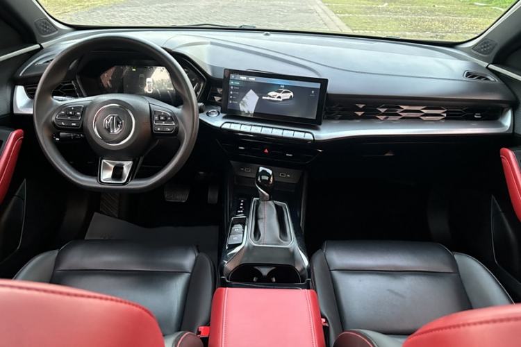 Used MG 5 2022 180 DVVT CVT Youth Luxury Edition