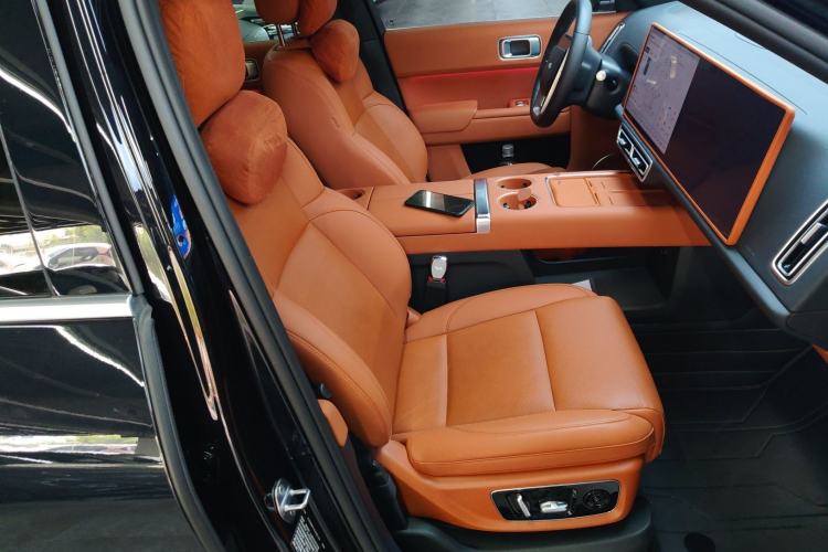 Used Li Auto L8 2025 Max Smart Refresh Edition Right Front Seat