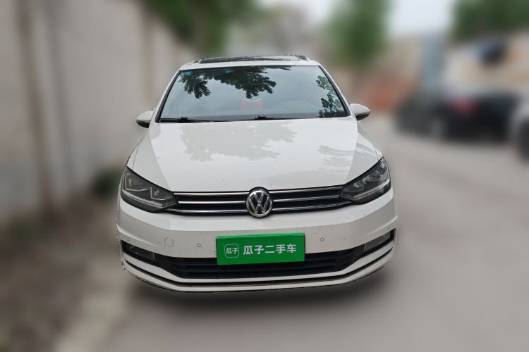 Used Volkswagen Touran 2016 Volkswagen Touran L 280TSI DSG Comfort Edition
