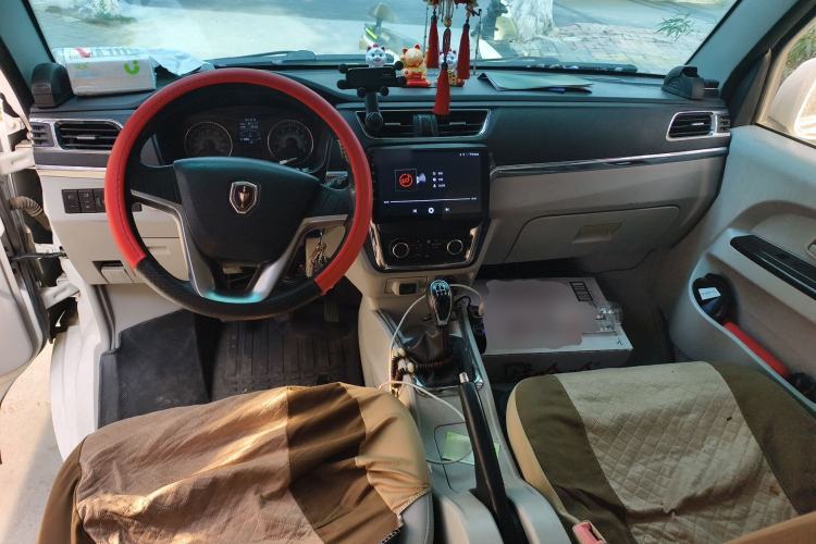 Used Jinbei New Hiace X30L 2019 1.5L Cargo Van Wealth Edition China VI SWC15M Center Console