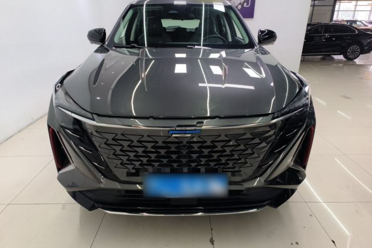 Used CHANGAN OSHAN Z6 2023 Blue Whale 1.5T DCT Smart Edition Front