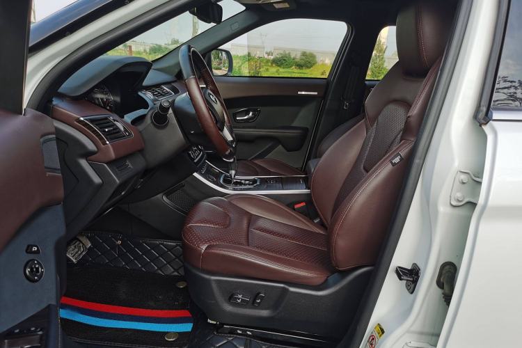 Used Land X7 2015 2.0T Panoramic Prestige Edition