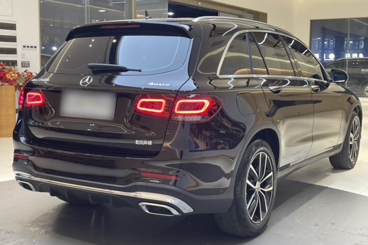 Used Mercedes-Benz GLC 2021 GLC 260 L 4MATIC Luxury Model Exterior 2