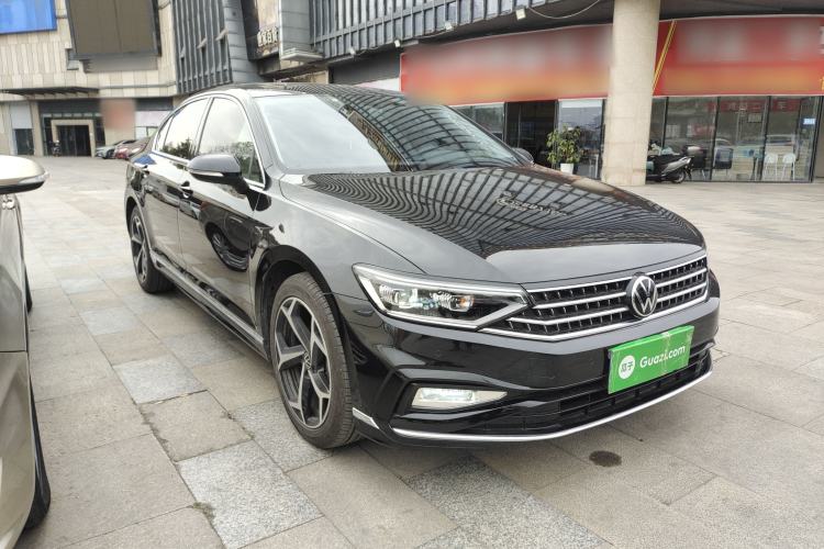 Used Volkswagen Magotan 2023 2 Million Units Limited Edition 330TSI DSG Leading Version