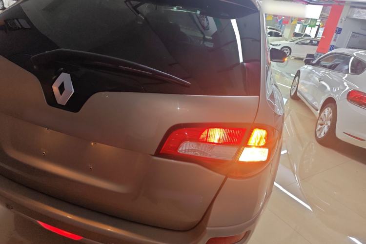 Used Renault Koleos 2014 2.5L 4x4 Comfort Edition
