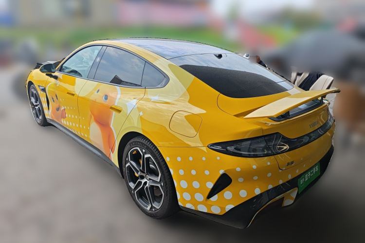 Used Xiaomi Auto SU7 2024 Four-Wheel Drive Ultra-Long Range Advanced Intelligent Driving Max Edition
