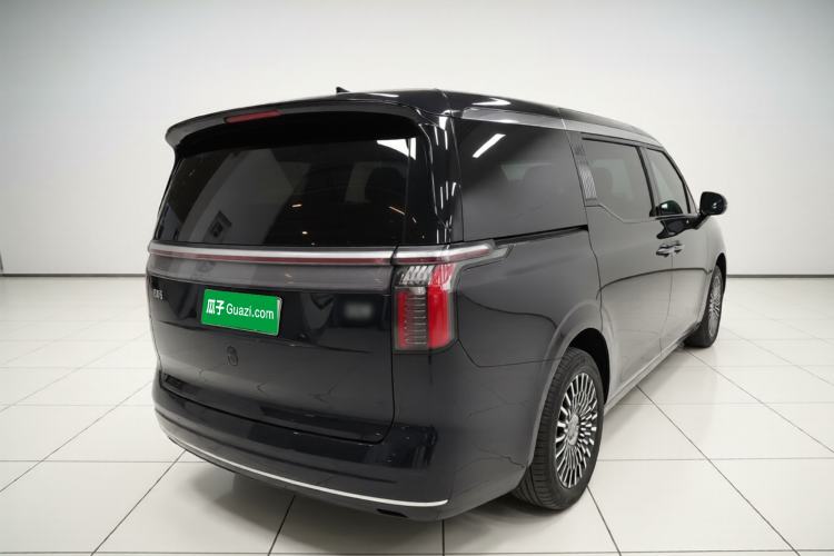 Used Zeekr 009 2024 7-Seater Walk-Through Version Four-Wheel Drive 108 kWh