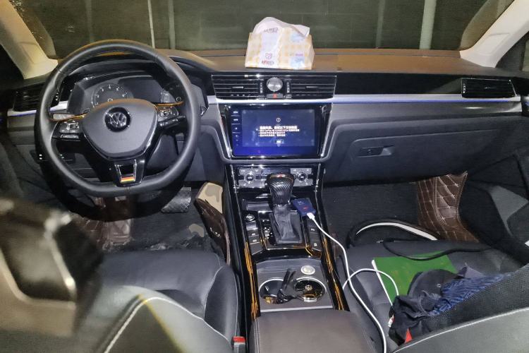 Used Volkswagen Phideon 2018 Revised Version 380TSI Two-Wheel Drive Business Edition
