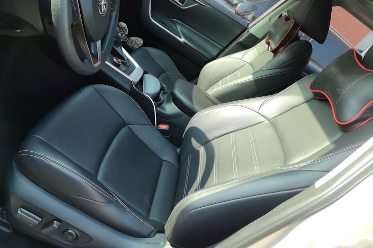 Used Toyota Wildlander 2020 Dual-Motor 2.5L E-CVT Four-Wheel Drive Luxury Edition