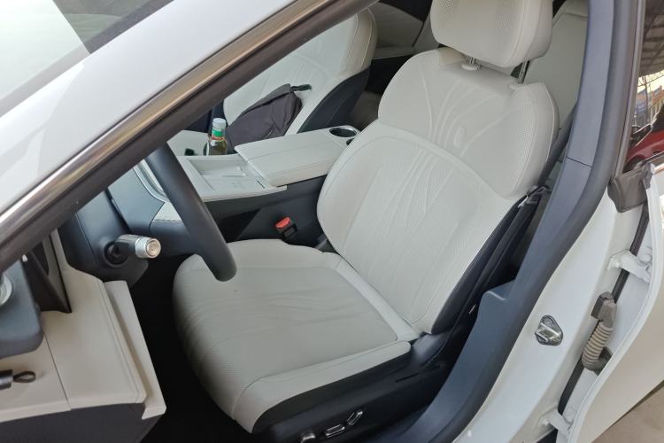 Used Geely Galaxy E8 2024 550 km Range Rear-Drive MAX