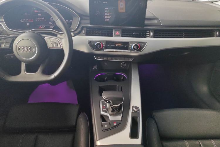 Used Audi A4L 2022 40 TFSI Luxury Dynamic Model