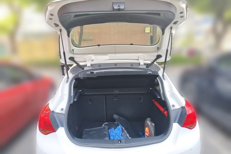 Used Buick GT 2014 XT 1.6L Automatic Fashion Edition Trunk