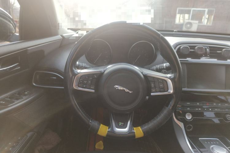 Used Jaguar XE 2017 2.0T 200 PS R-Sport
