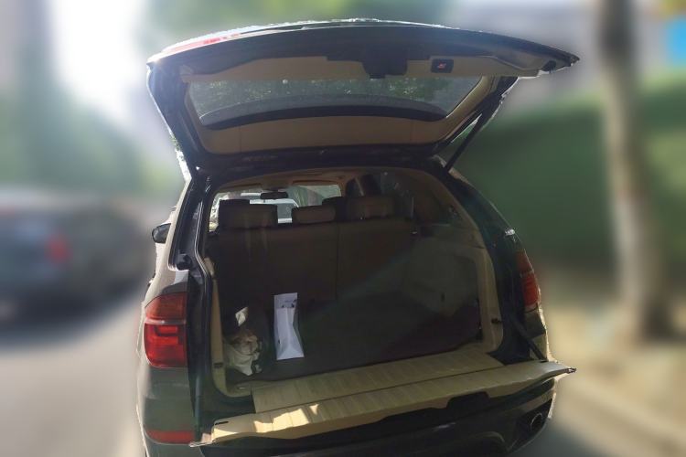 Used BMW X5 2013 xDrive35i Luxury Model
