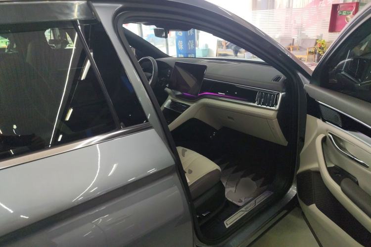 Used BYD Song PLUS New Energy 2025 DM-i 160KM Flagship Model Right Front Seat