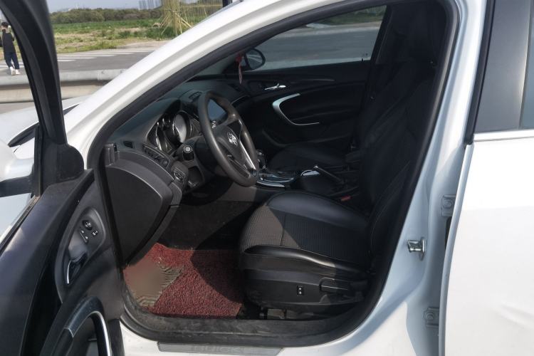 Used Buick Regal 2015 1.6T Leading Technology Model
