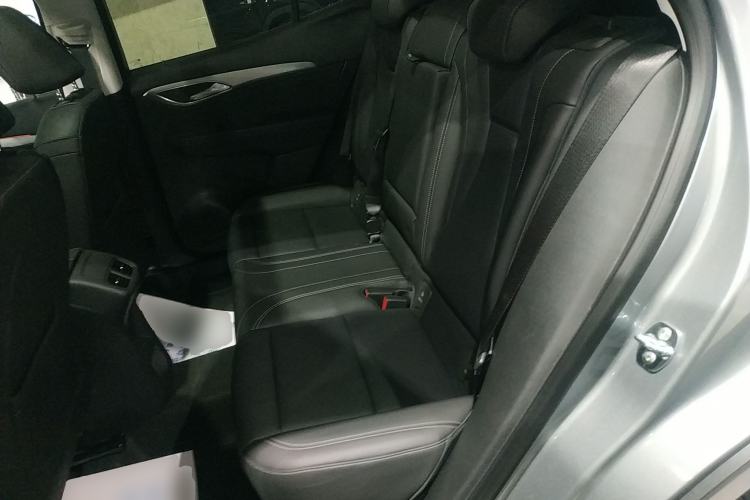 Used Buick Envision 2025 25T Entry-Grade Platinum Edition
