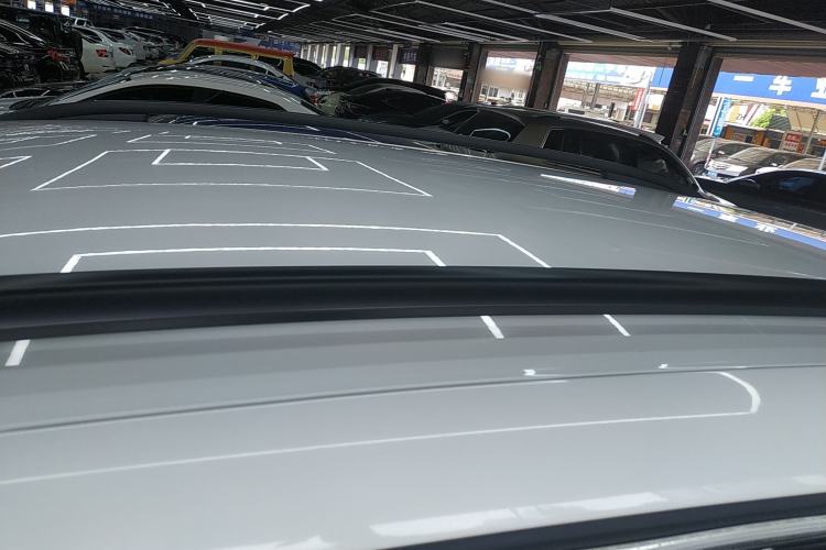 Used Volkswagen Tiguan L 2016 280TSI Automatic Two-Wheel-Drive Silk Road Style Edition
