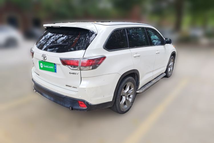 Used Toyota Highlander 2015 2.0T Four-Wheel Drive Luxury Edition 7-Seater Rear Right 45 Deg