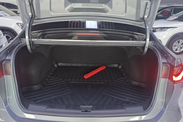 Used Roewe i5 2023 1.5L CVT Luxury Edition
