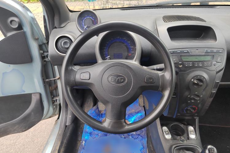 Used BYD F0 2010 Shangkui Patriotic Edition 1.0L XuanKu Model