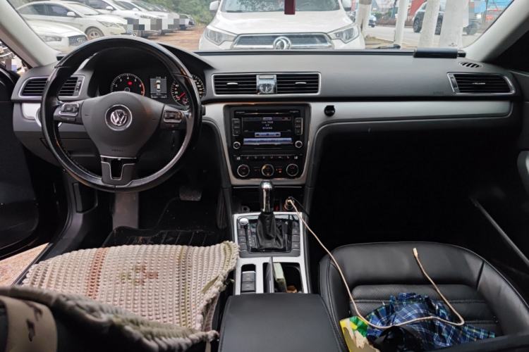 Used Volkswagen Passat 2013 2.0 TSI DSG Prestige Edition Center Console