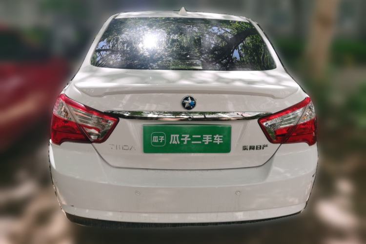 Used Venucia D50 2013 1.6L Automatic Fashion Edition Rear