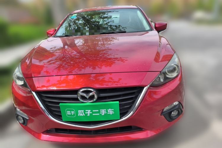 Used Mazda 3 Axela 2014 Sedan 2.0L Automatic Sport Model
