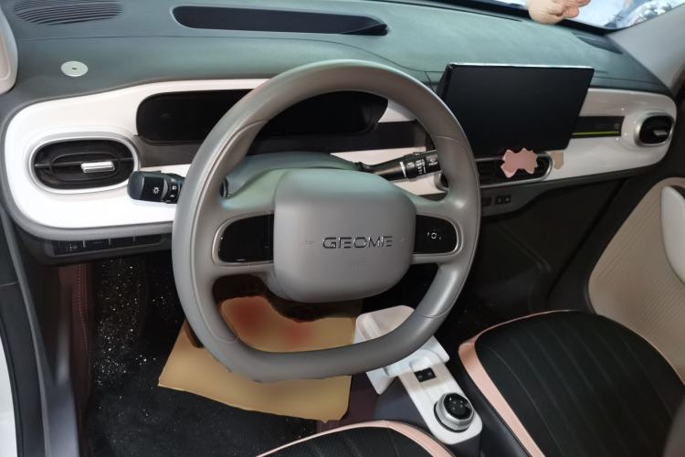 Used Geely Galaxy Panda 2025 210 km – Yuanqi Bear Steering Wheel