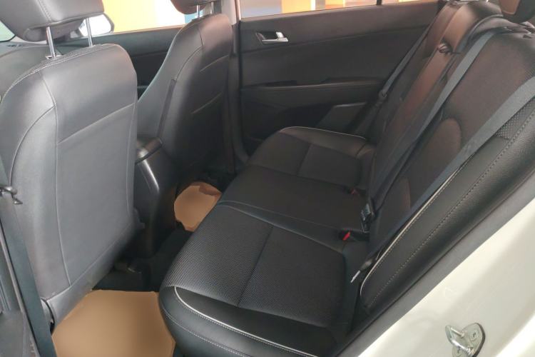 Used Hyundai ix25 2015 1.6L Automatic Two-Wheel Drive Smart GLS Trim
