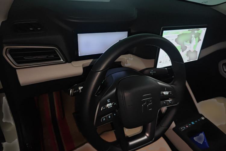 Used BYD Yuan UP 2025 Intelligent Driving Version 401 km Leading Edition