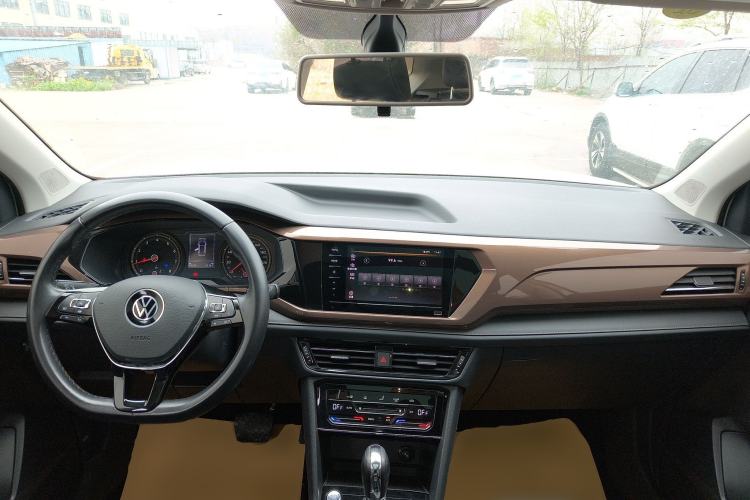 Used Volkswagen Tharu 2021 280TSI Two-Wheel Drive Comfort Edition Center Console