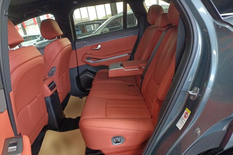 Used BYD Tang L 2025 DM 175KM Drone Player Edition