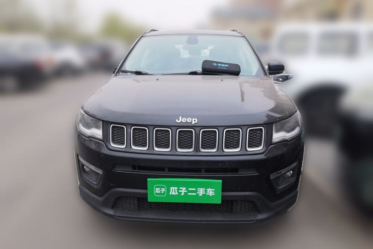 Used Jeep Compass 2017 200T Automatic Family Edition
