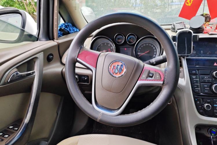 Used Buick GT 2013 GT 1.6L Manual Entry-Level Model