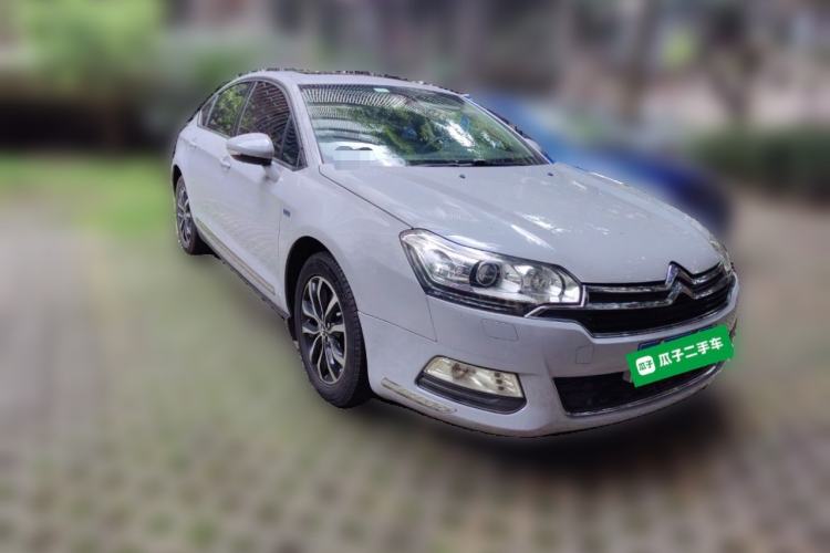 Used Citroen C5 2014 1.6T Automatic Prestige Model Front Right 45 Deg