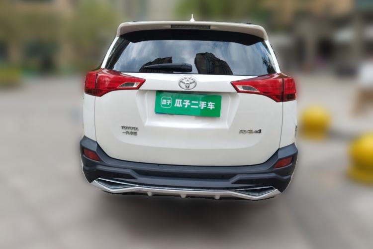 Used Toyota RAV4 2015 2.0L CVT Two-Wheel Drive Fashion Edition
