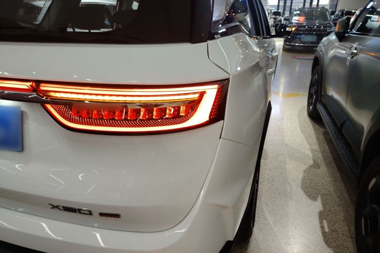 Used JETOUR X90 PRO 2024 1.6T DCT Luxury Edition 5 Seats