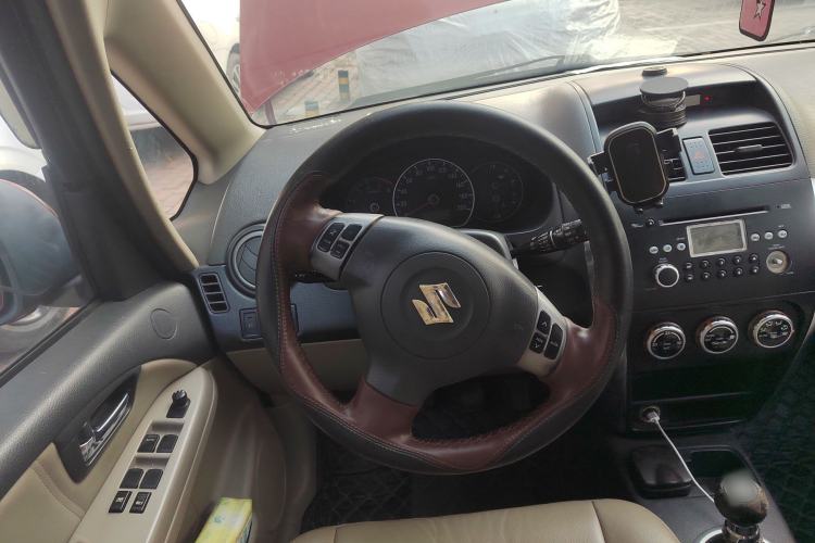 Used Suzuki SX4 2007 Hatchback 1.6L Manual Luxury Model