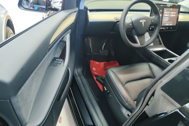 Used Tesla Model Y 2022 Rear-Wheel-Drive Version Driver Seat