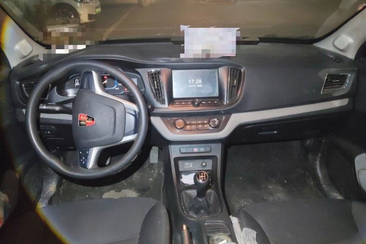 Used Roewe 360 2016 1.5L Manual Smart Screen Version
