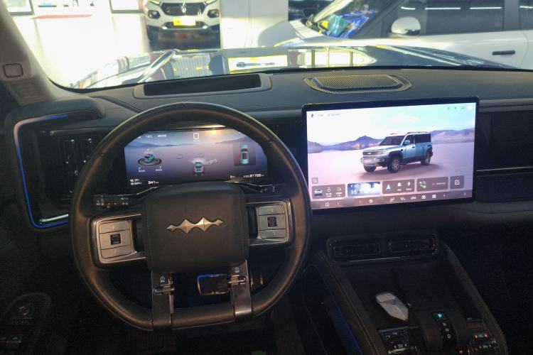 Used Formula Leopard Leopard 5 2023 Navigator Edition