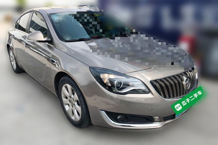 Used Buick Regal 2015 1.6T Leading Technology Model Front Right 45 Deg